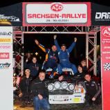 Walter Gromöller und René Meier sind die Champions des ADAC Rallye Masters 2021 und gewinnen mit dem Opel Ascona 400 ihre Klasse NC2